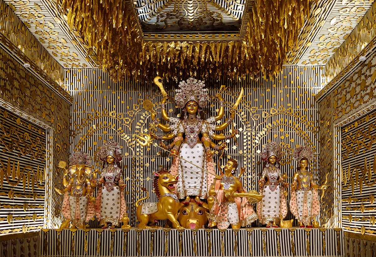 बंगाल में दुर्गा पूजा पर COVID19 का साया