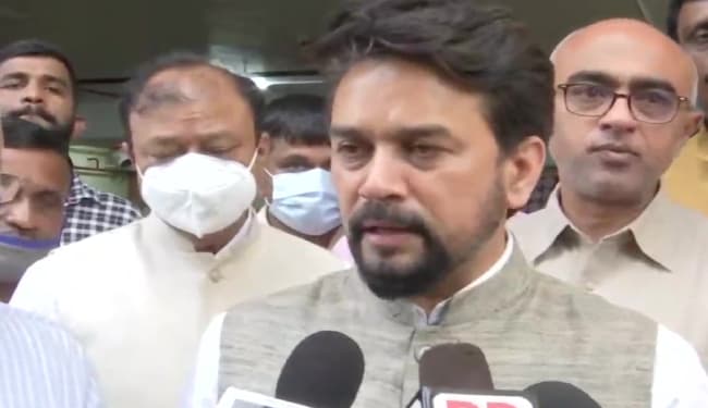 BKU नेता राकेश टिकैत पर केंद्रीय मंत्री अनुराग ठाकुर का पलटवार, कहा- किसानों के साथ सरकार ने की 11 राउंड बात BKU नेता राकेश टिकैत पर केंद्रीय मंत्री अनुराग ठाकुर का पलटवार, कहा- किसानों के साथ सरकार ने की 11 राउंड बात