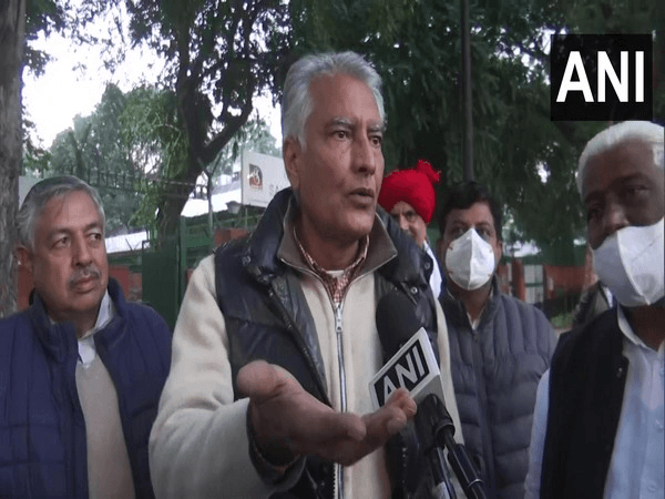 Punjab Election 2022: कांग्रेस नेता सुनील जाखड़ का बयान, पंजाब में सीएम फेस की घोषणा नहीं होगी Punjab Election 2022: कांग्रेस नेता सुनील जाखड़ का बयान, पंजाब में सीएम फेस की घोषणा नहीं होगी