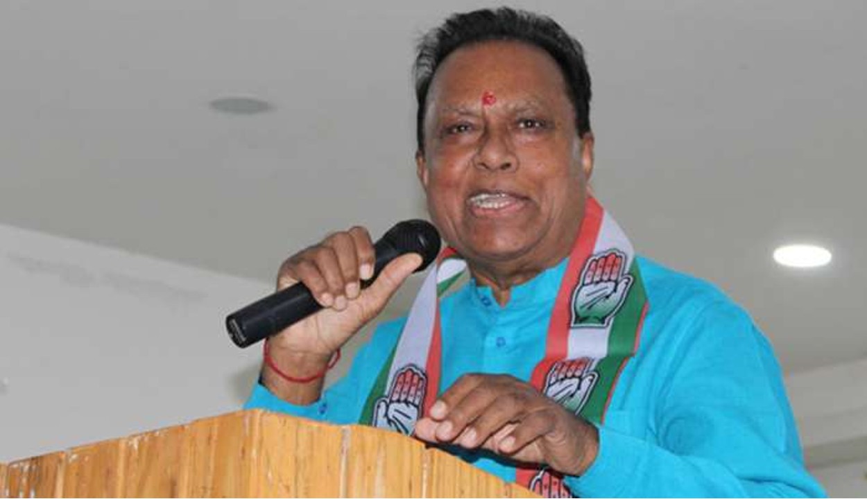 गुजरात विधानसभा चुनाव सियासी सरगर्मियां शुरू, कांग्रेस ने बिजली बिल और सिलेंडर का दाम घटाने का किया वादा गुजरात विधानसभा चुनाव सियासी सरगर्मियां शुरू, कांग्रेस ने बिजली बिल और सिलेंडर का दाम घटाने का किया वादा