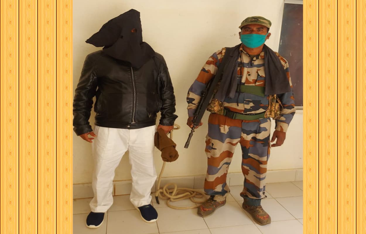 Crime News : गुमला में इंटर स्टेट पशु तस्कर सरगना नईम ने खोले कई राज, जानें नेता और पुलिस अधिकारियों के साथ आरोपी का कनेक्शन Crime News : गुमला में इंटर स्टेट पशु तस्कर सरगना नईम ने खोले कई राज, जानें नेता और पुलिस अधिकारियों के साथ आरोपी का कनेक्शन