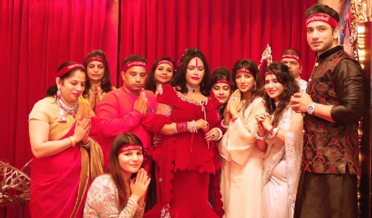 मुफ्त अनाज वितरण व हेल्थ चेकअप के साथ भक्त धूमधाम से मुंबई में मनायेंगे ममतामयी श्री राधे माँ का जन्मदिवस मुफ्त अनाज वितरण व हेल्थ चेकअप के साथ भक्त धूमधाम से मुंबई में मनायेंगे ममतामयी श्री राधे माँ का जन्मदिवस