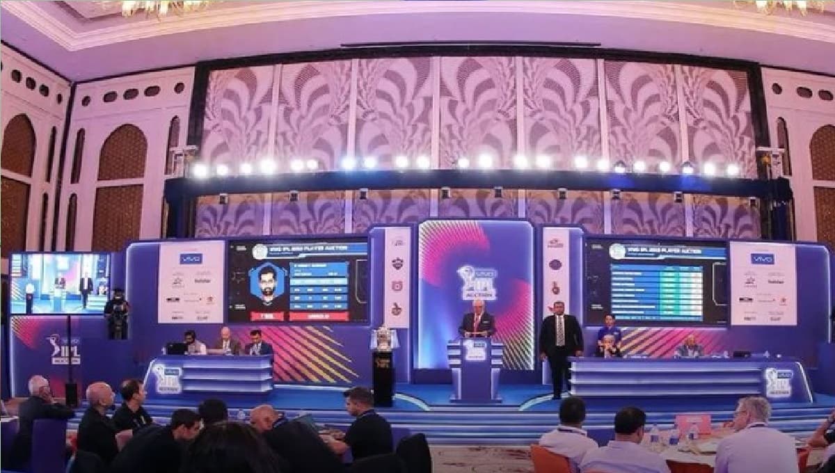 IPL 2022 Mega Auction: आईपीएल मेगा ऑक्शन का डेट फाइनल, जानें कब और कहां होगी खिलाड़ियों की नीलामी IPL 2022 Mega Auction: आईपीएल मेगा ऑक्शन का डेट फाइनल, जानें कब और कहां होगी खिलाड़ियों की नीलामी