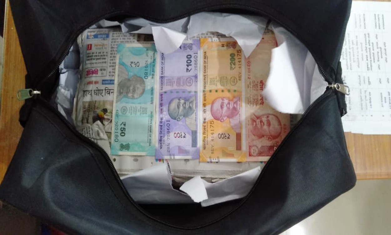 जाली नोट का कारोबार करने पहुंचे 2 आरोपी गिरफ्तार, सरगना फरार