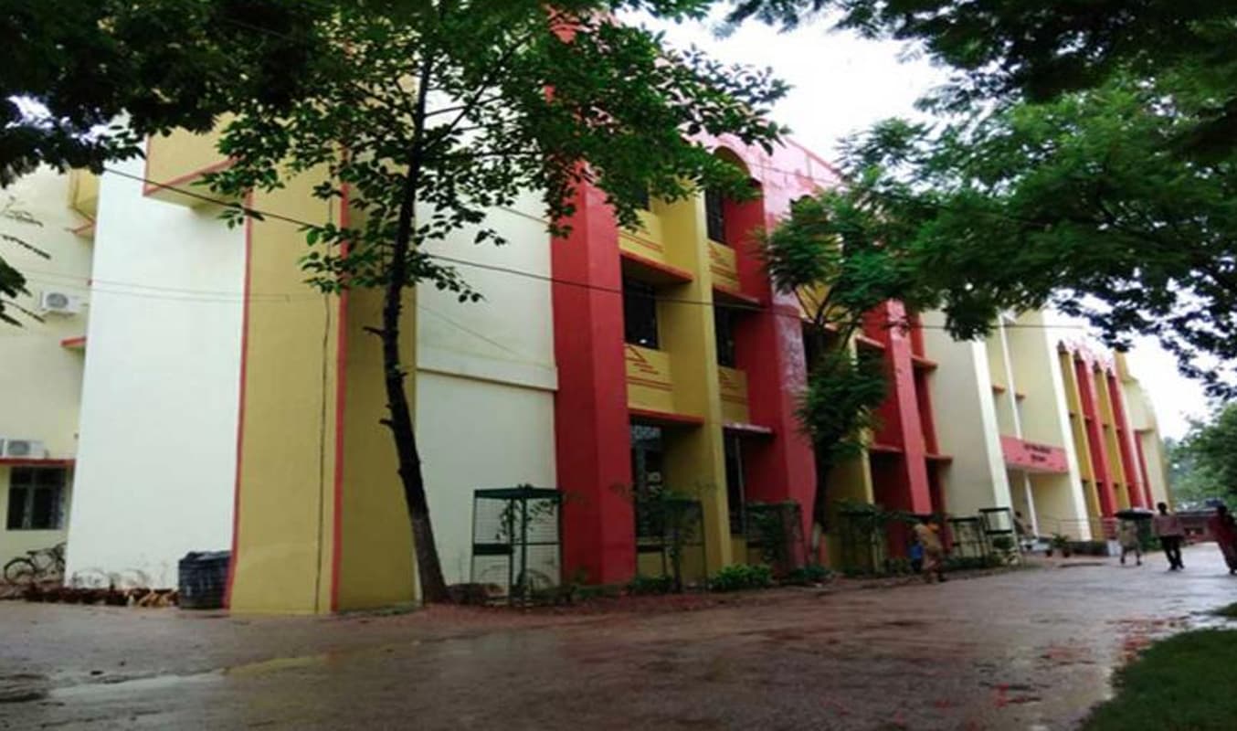 प्रधान जिला न्यायाधीश हुए कोरोना पॉजिटिव, लातेहार में एक की कोरोना से मौत प्रधान जिला न्यायाधीश हुए कोरोना पॉजिटिव, लातेहार में एक की कोरोना से मौत