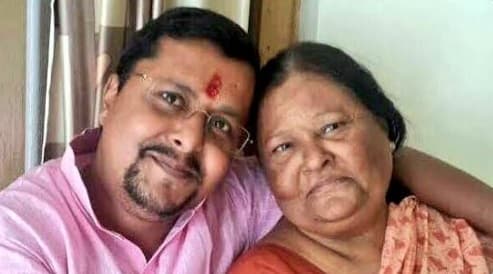 बिहार के पथ निर्माण मंत्री नितिन नवीन की मां का निधन, कल सुबह होगी अन्तेयष्टि बिहार के पथ निर्माण मंत्री नितिन नवीन की मां का निधन, कल सुबह होगी अन्तेयष्टि