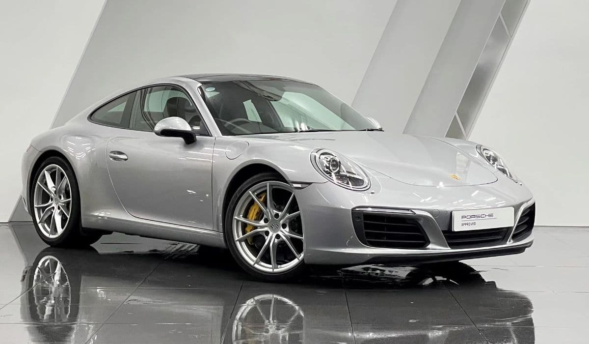 Porsche इंडिया की यूज्ड कार सेगमेंट में एंट्री, लग्जरी कार खरीदने का सपना अब होगा पूरा Porsche इंडिया की यूज्ड कार सेगमेंट में एंट्री, लग्जरी कार खरीदने का सपना अब होगा पूरा