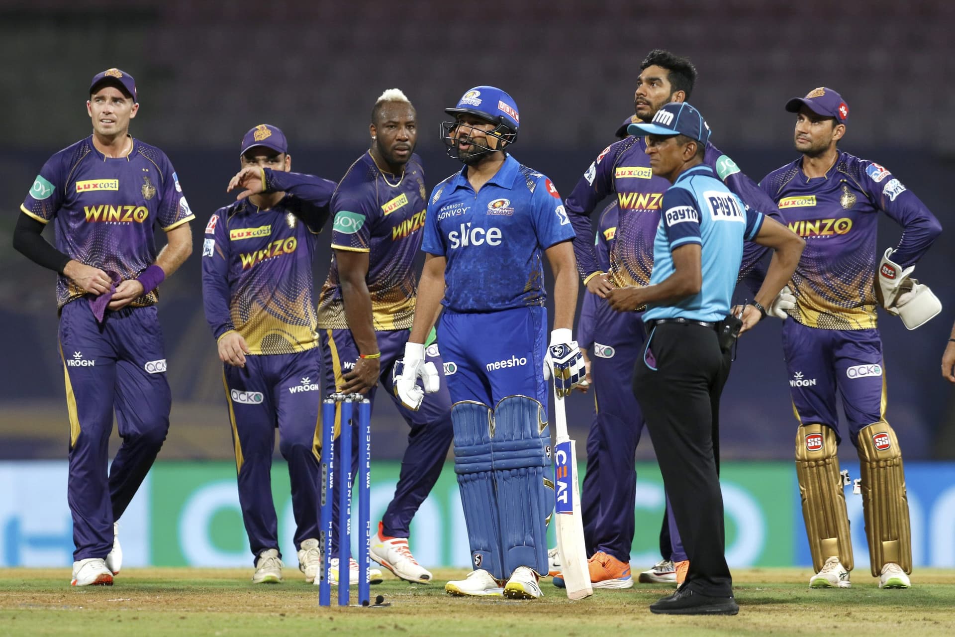 IPL 2022: केकेआर ने मुंबई को 52 रन से हराया, प्वाइंट टेबल में लंबी छलांग, प्लेऑफ की उम्मीदें भी बरकरार IPL 2022: केकेआर ने मुंबई को 52 रन से हराया, प्वाइंट टेबल में लंबी छलांग, प्लेऑफ की उम्मीदें भी बरकरार