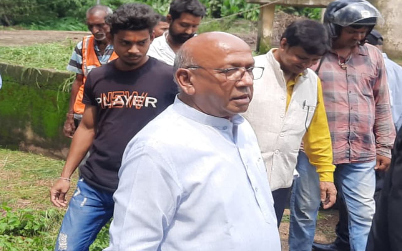 मैनहर्ट घोटाले की जांच के लिए विधायक सरयू राय पहुंचे झारखंड हाईकोर्ट, क्रिमिनल रिट दायर कर लगायी गुहार मैनहर्ट घोटाले की जांच के लिए विधायक सरयू राय पहुंचे झारखंड हाईकोर्ट, क्रिमिनल रिट दायर कर लगायी गुहार