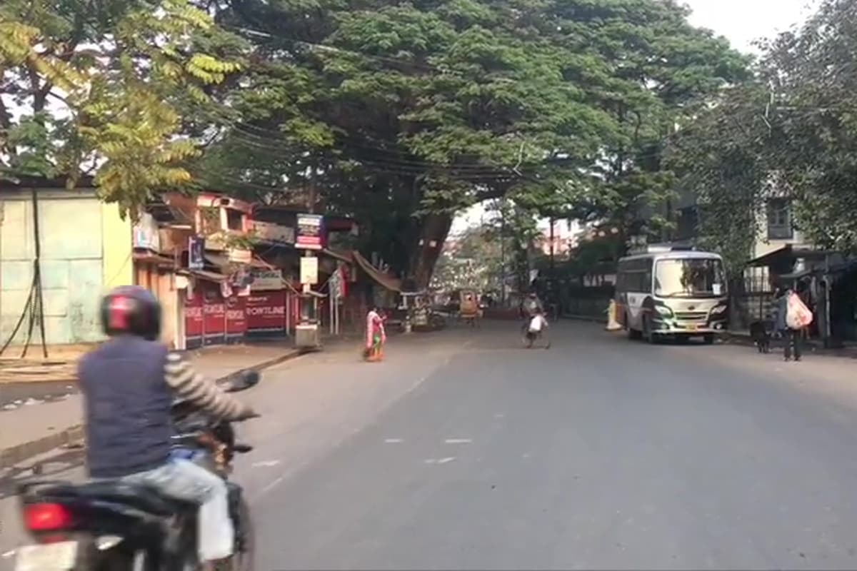 Siliguri Bandh: भारत बंद के साथ-साथ बंगाल में भाजपा का 12 घंटे का उत्तर बंगाल बंद Siliguri Bandh: भारत बंद के साथ-साथ बंगाल में भाजपा का 12 घंटे का उत्तर बंगाल बंद