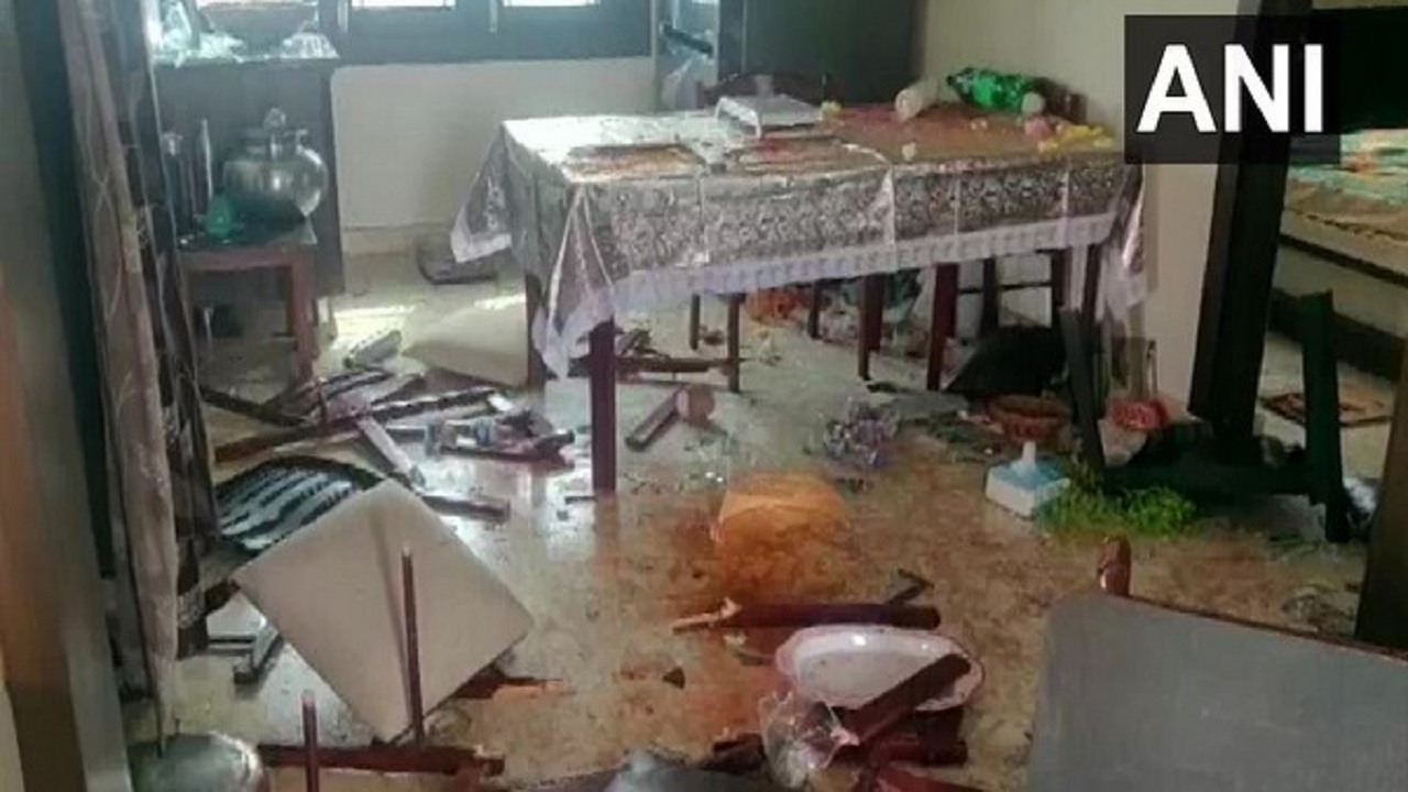 Telangana:अपहृत महिला को तेलंगाना पुलिस ने कराया मुक्त, घर में घुसकर जबरन उठा ले गई करीब सौ लोगों की भीड़