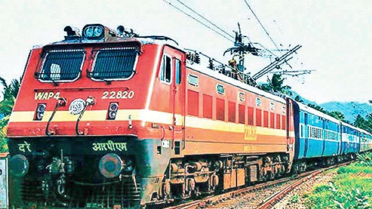 बिहार में मुजफ्फरपुर-नरकटियागंज समेत कई ट्रेनों का परिचालन 28 जून तक रद्द, फटाफट देखें लिस्ट बिहार में मुजफ्फरपुर-नरकटियागंज समेत कई ट्रेनों का परिचालन 28 जून तक रद्द, फटाफट देखें लिस्ट