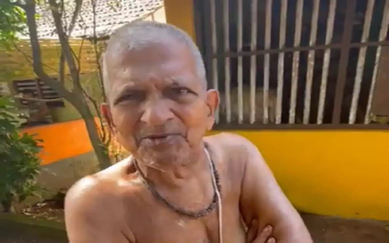 Viral Video : एलएंडटी, अल्ट्राटेक के 101 करोड़ रुपये के शेयरों वाले इन बूढ़े बाबा की सरलता दिल जीत लेगी Viral Video : एलएंडटी, अल्ट्राटेक के 101 करोड़ रुपये के शेयरों वाले इन बूढ़े बाबा की सरलता दिल जीत लेगी