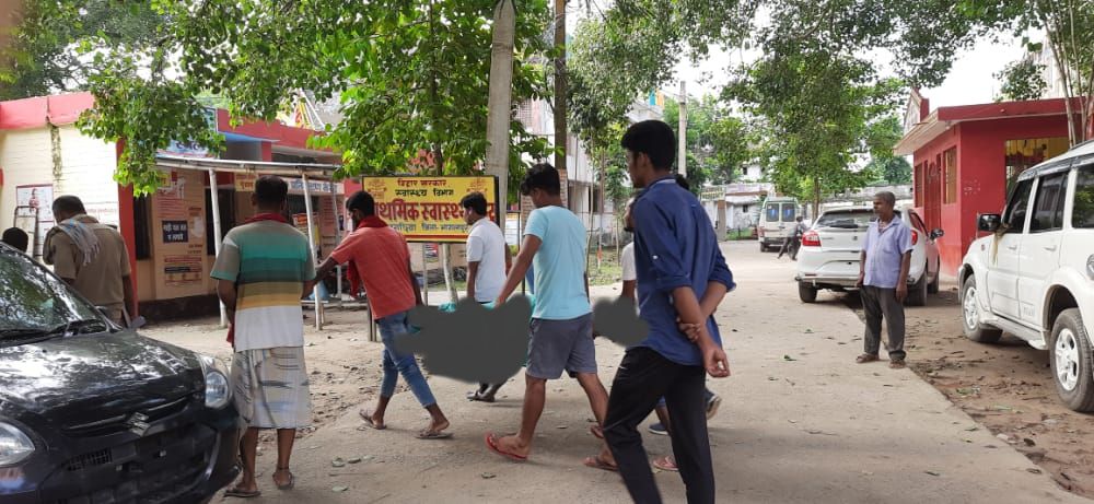 Bihar News: भागलपुर में विक्रमशिला सेतु पथ पर ट्रक की टक्कर से बाइक सवार युवक की मौत, दो घायल Bihar News: भागलपुर में विक्रमशिला सेतु पथ पर ट्रक की टक्कर से बाइक सवार युवक की मौत, दो घायल