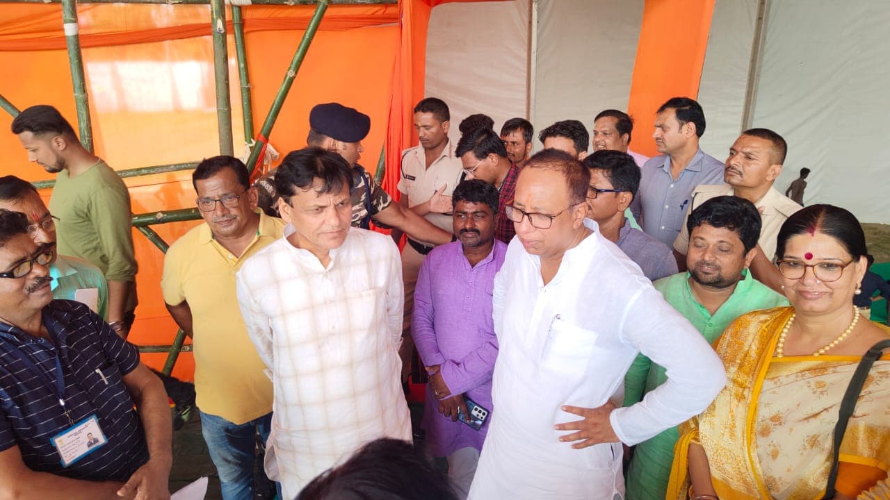 Amit shah का बिहार दौरा: पूर्णिया में सभा, किशनगंज में बैठक, जानें, क्या है मिनट-टू-मिनट कार्यक्रम Amit shah का बिहार दौरा: पूर्णिया में सभा, किशनगंज में बैठक, जानें, क्या है मिनट-टू-मिनट कार्यक्रम