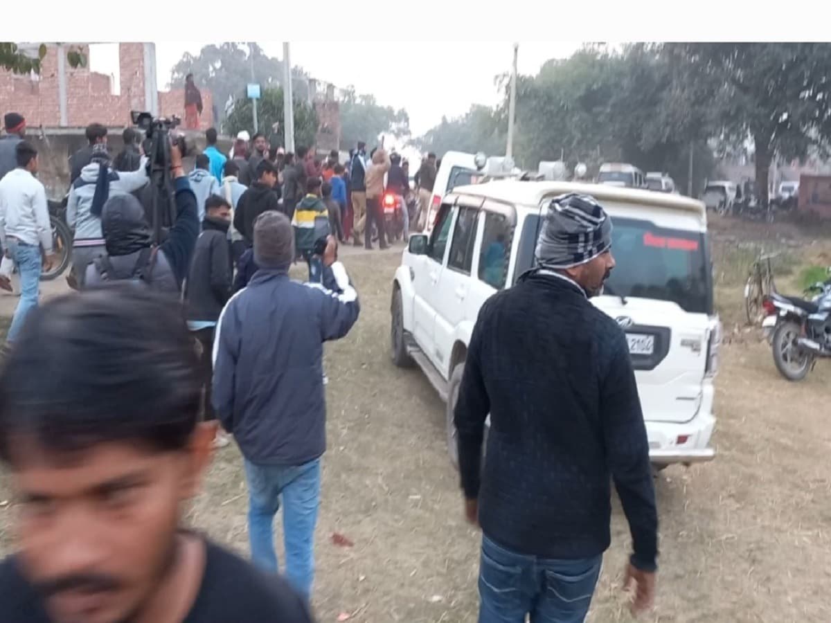 बिहारः बक्सर में अश्विनी चौबे के काफिले पत्थरबाजी, बाल बाल बचे,देखिए VIDEO…