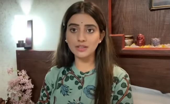 भोजपुरी अभिनेत्री अक्षरा सिंह का खुलासा- मेरे सामने भी आत्महत्या के हालात पैदा किए गए, लेकिन मैं एक बिहारी…
