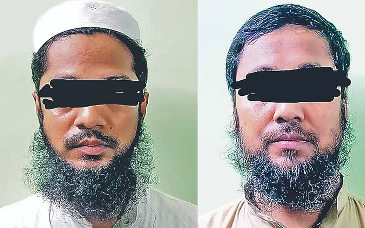 बंगाल के बांकड़ा में कोचिंग की आड़ में आतंकवादी तैयार करता है अलकायदा! बंगाल के बांकड़ा में कोचिंग की आड़ में आतंकवादी तैयार करता है अलकायदा!