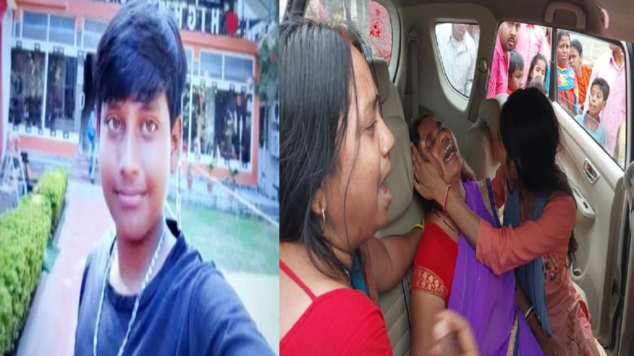 बिहार में अपहरण के बाद हत्या: 6 बहनों के बाद काफी मन्नतों की देन था तुषार, इसी माह धूमधाम से मना था जन्मदिन बिहार में अपहरण के बाद हत्या: 6 बहनों के बाद काफी मन्नतों की देन था तुषार, इसी माह धूमधाम से मना था जन्मदिन