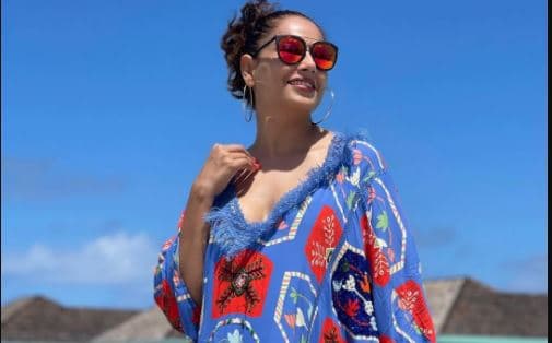 Bipasha Basu ने प्रेग्नेंसी की अफवाहों पर चुप्पी तोड़ी, बोलीं- वजन बढ़ने का मतलब सिर्फ यही नहीं होता Bipasha Basu ने प्रेग्नेंसी की अफवाहों पर चुप्पी तोड़ी, बोलीं- वजन बढ़ने का मतलब सिर्फ यही नहीं होता