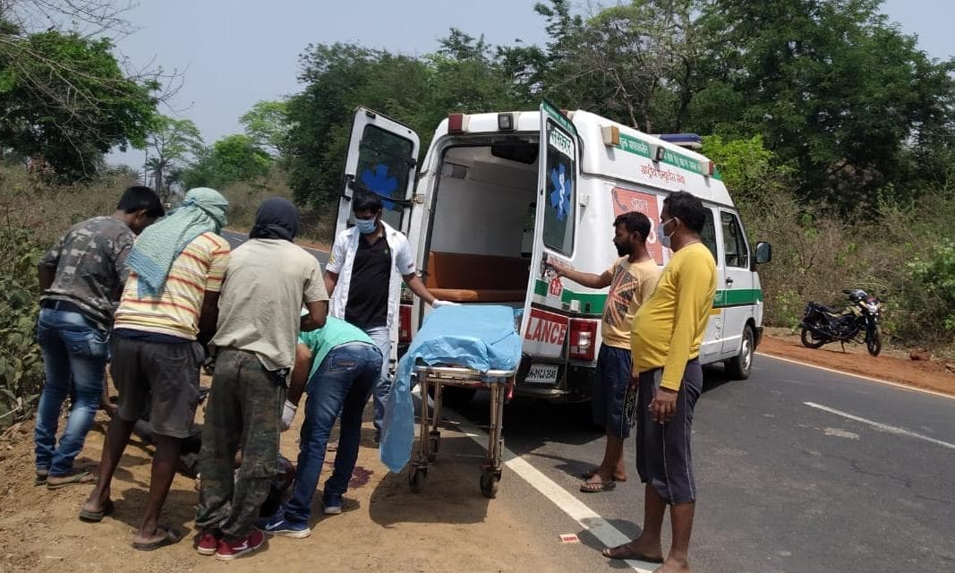सड़क दुर्घटना में घायलों को अस्पताल पहुंचाने पर पैसे की नहीं ह�� सकती मांग, जबरन गवाह नहीं बनाने का भी निर्देश जारी सड़क दुर्घटना में घायलों को अस्पताल पहुंचाने पर पैसे की नहीं ह�� सकती मांग, जबरन गवाह नहीं बनाने का भी निर्देश जारी