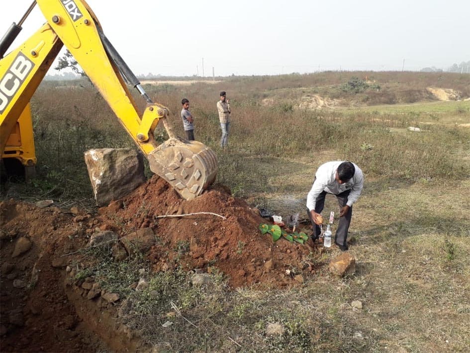 वनरोपण के क्षेत्र में बेहतर कार्य के लिए कुजू वन समिति को मिला 3 लाख का प्रथम पुरस्कार वनरोपण के क्षेत्र में बेहतर कार्य के लिए कुजू वन समिति को मिला 3 लाख का प्रथम पुरस्कार
