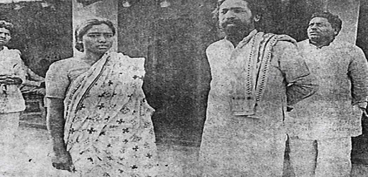 बांझी गोलीकांड: हक की लड़ाई लड़ते मारे गये थे फादर एंथोनी समेत 15 संताल बांझी गोलीकांड: हक की लड़ाई लड़ते मारे गये थे फादर एंथोनी समेत 15 संताल