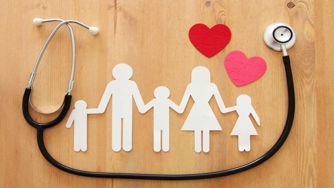 Health Insurance: वरिष्ठ नागरिकों के लिए हेल्थ इंश्योरेंस लेने में हो रही परेशानी, जानें क्या है समाधान Health Insurance: वरिष्ठ नागरिकों के लिए हेल्थ इंश्योरेंस लेने में हो रही परेशानी, जानें क्या है समाधान