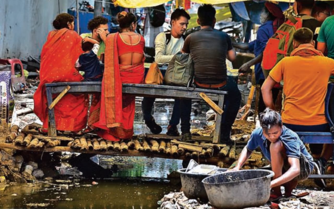 रांची : नदी व नालों के 15 मीटर के दायरे में निर्माण करने पर होगी कार्रवाई, टीम को सर्वे करने का मिला निर्देश रांची : नदी व नालों के 15 मीटर के दायरे में निर्माण करने पर होगी कार्रवाई, टीम को सर्वे करने का मिला निर्देश