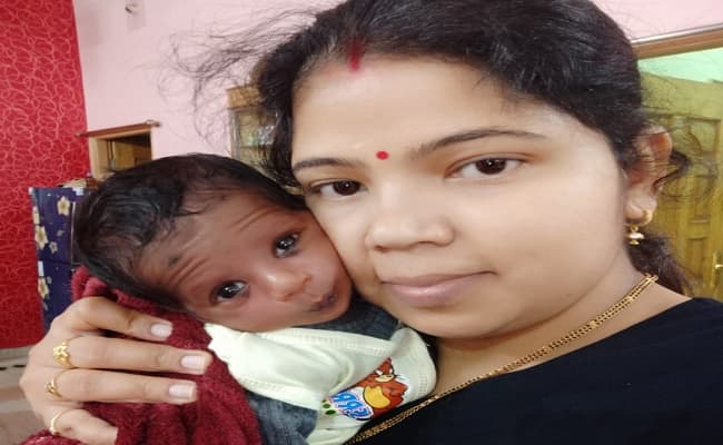 6th JPSC Result 2020 : गृहस्थी संभालते हुए BDO की पत्नी ने हासिल किया 26वां रैंक, प्रेग्नेंसी में देने पहुंची थीं इंटरव्यू 6th JPSC Result 2020 : गृहस्थी संभालते हुए BDO की पत्नी ने हासिल किया 26वां रैंक, प्रेग्नेंसी में देने पहुंची थीं इंटरव्यू