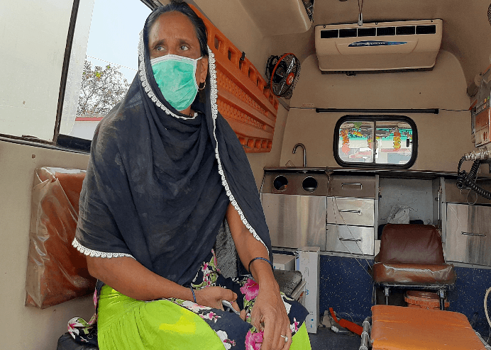 बिहार : कोरोना से जंग जीत कर घर लौटी महिला, एनएमसीएच अस्पताल से ठीक हुए 10 मरीज