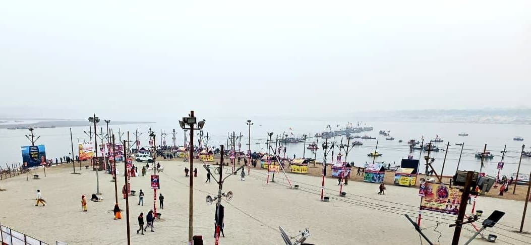 Magh Mela: सूर्य आज होंगे उत्तरायण, मकर संक्रांति पर डुबकी लगाने उमड़ने लगे श्रद्धालु, ये है शुभ मुहूर्त… Magh Mela: सूर्य आज होंगे उत्तरायण, मकर संक्रांति पर डुबकी लगाने उमड़ने लगे श्रद्धालु, ये है शुभ मुहूर्त…