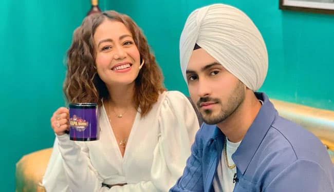 The Kapil Sharma Show में पहली बार साथ नजर आए न्यूलीवेड नेहा कक्कड़ और रोहनप्रीत, कपिल शर्मा के सवाल पर चंदन ने कहा तो साले क्या . . . The Kapil Sharma Show में पहली बार साथ नजर आए न्यूलीवेड नेहा कक्कड़ और रोहनप्रीत, कपिल शर्मा के सवाल पर चंदन ने कहा तो साले क्या . . .