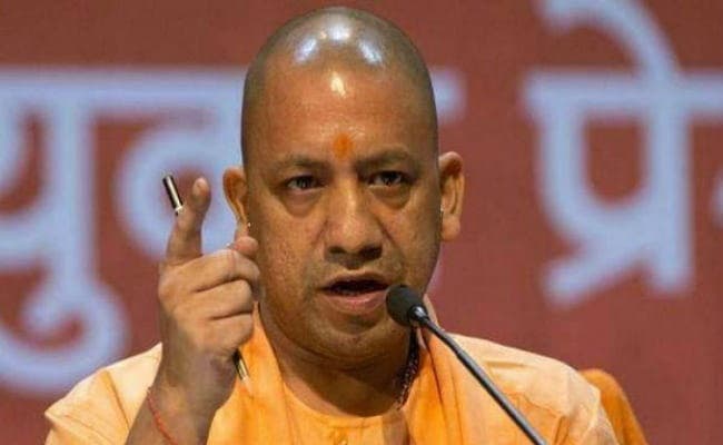 Coronavirus in UP : सरकारी में जगह नहीं तो प्राइवेट हॉस्पिटल में इलाज करा सकेंगे कोरोना मरीज, योगी सरकार उठाएगी पूरा खर्च Coronavirus in UP : सरकारी में जगह नहीं तो प्राइवेट हॉस्पिटल में इलाज करा सकेंगे कोरोना मरीज, योगी सरकार उठाएगी पूरा खर्च