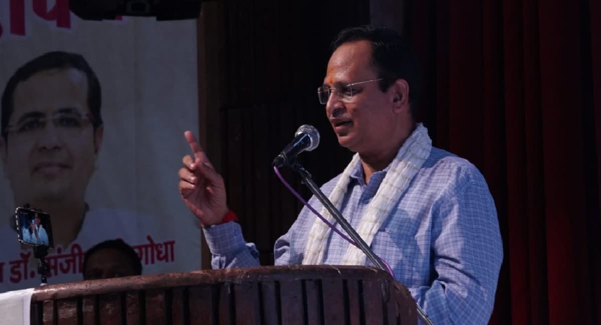 Delhi News : दिल्ली में सितंबर में पिछले छह सालों की तुलना में डेंगू के सबसे कम मामले सामने आए Delhi News : दिल्ली में सितंबर में पिछले छह सालों की तुलना में डेंगू के सबसे कम मामले सामने आए