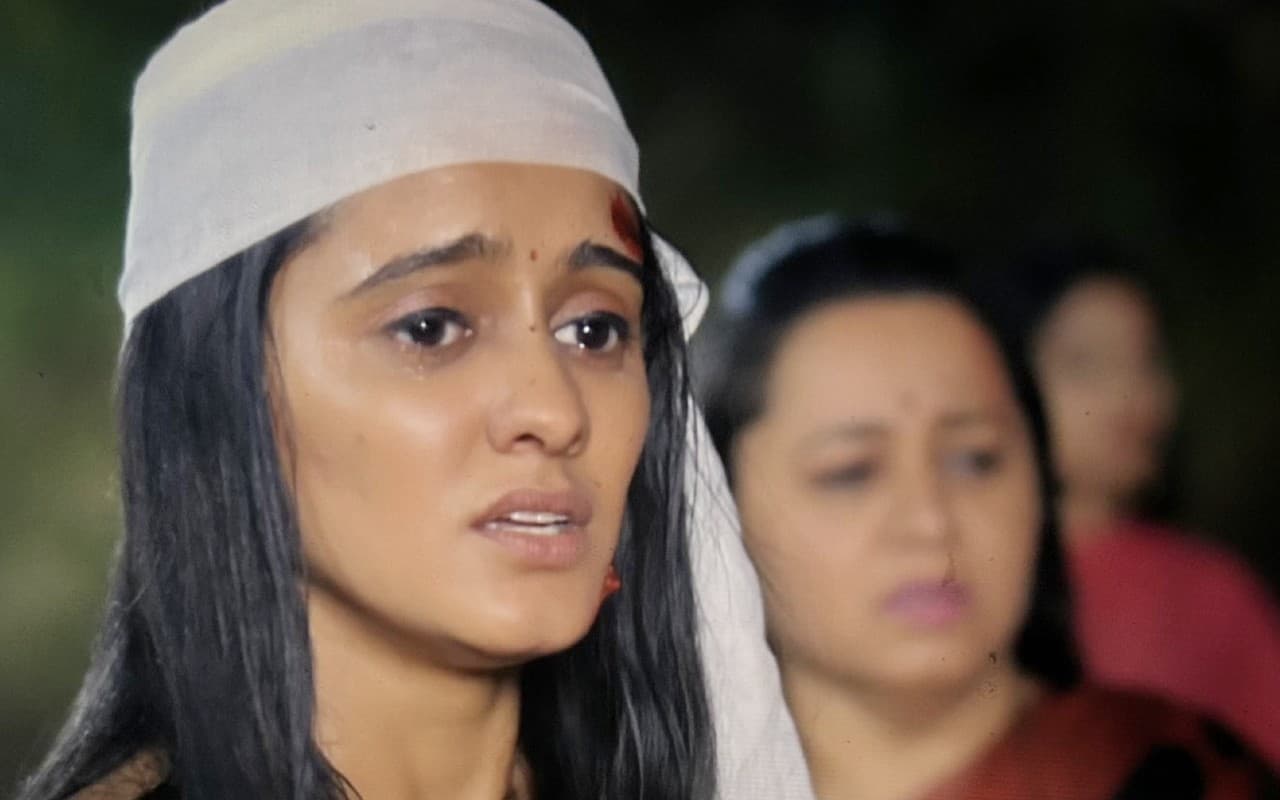 GHKPM Spoiler: पाखी को बचाने के लिए जान की बाजी लगाएगी सई, लड़ेगी मगरमच्छ से, विराट आएगा मदद के लिए आगे GHKPM Spoiler: पाखी को बचाने के लिए जान की बाजी लगाएगी सई, लड़ेगी मगरमच्छ से, विराट आएगा मदद के लिए आगे