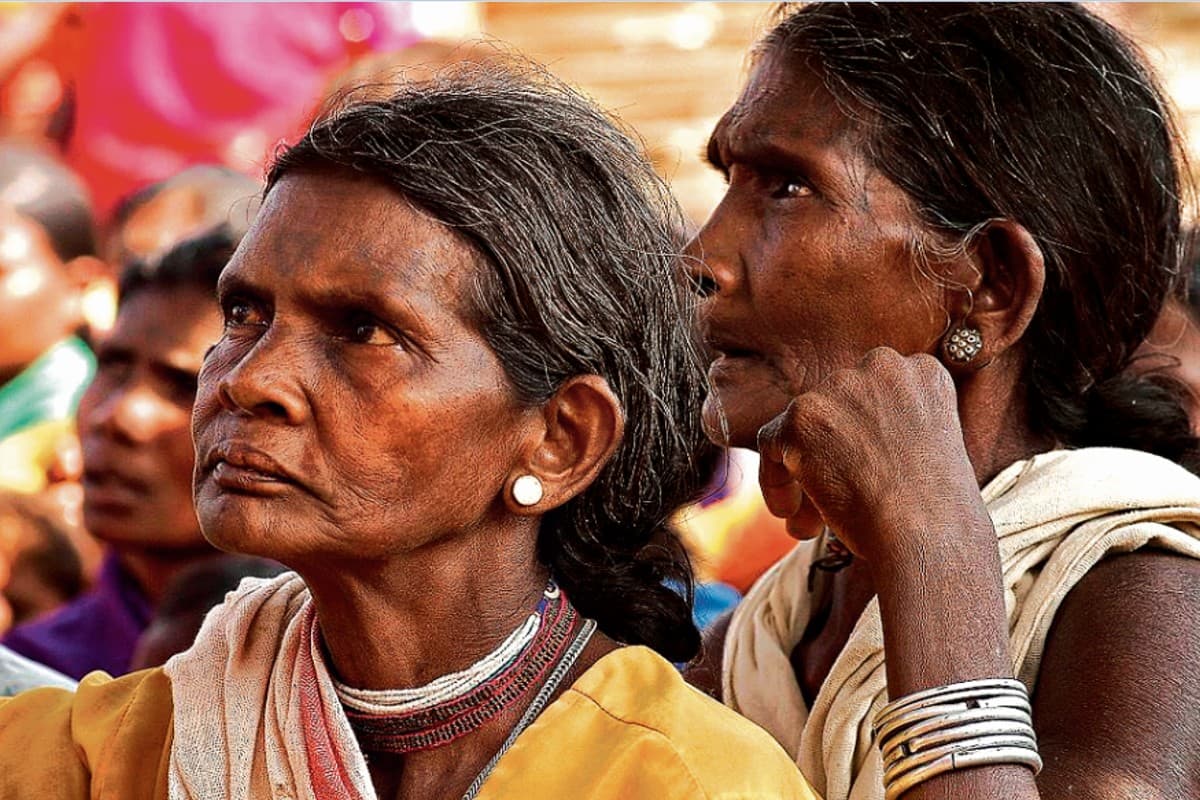 World Tribal day: झारखंड के इस इलाके में अपने अस्तित्व की लड़ाई लड़ रहा हो जनजाति, 10 सालों में इतने बचे World Tribal day: झारखंड के इस इलाके में अपने अस्तित्व की लड़ाई लड़ रहा हो जनजाति, 10 सालों में इतने बचे