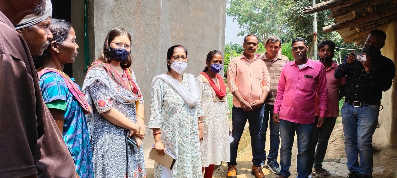 प्रभात खबर इंपैक्ट : झारखंड के शहीद तेलंगा खड़िया के गांव को लिया गोद, परपोता की वृद्धा पेंशन स्वीकृत प्रभात खबर इंपैक्ट : झारखंड के शहीद तेलंगा खड़िया के गांव को लिया गोद, परपोता की वृद्धा पेंशन स्वीकृत