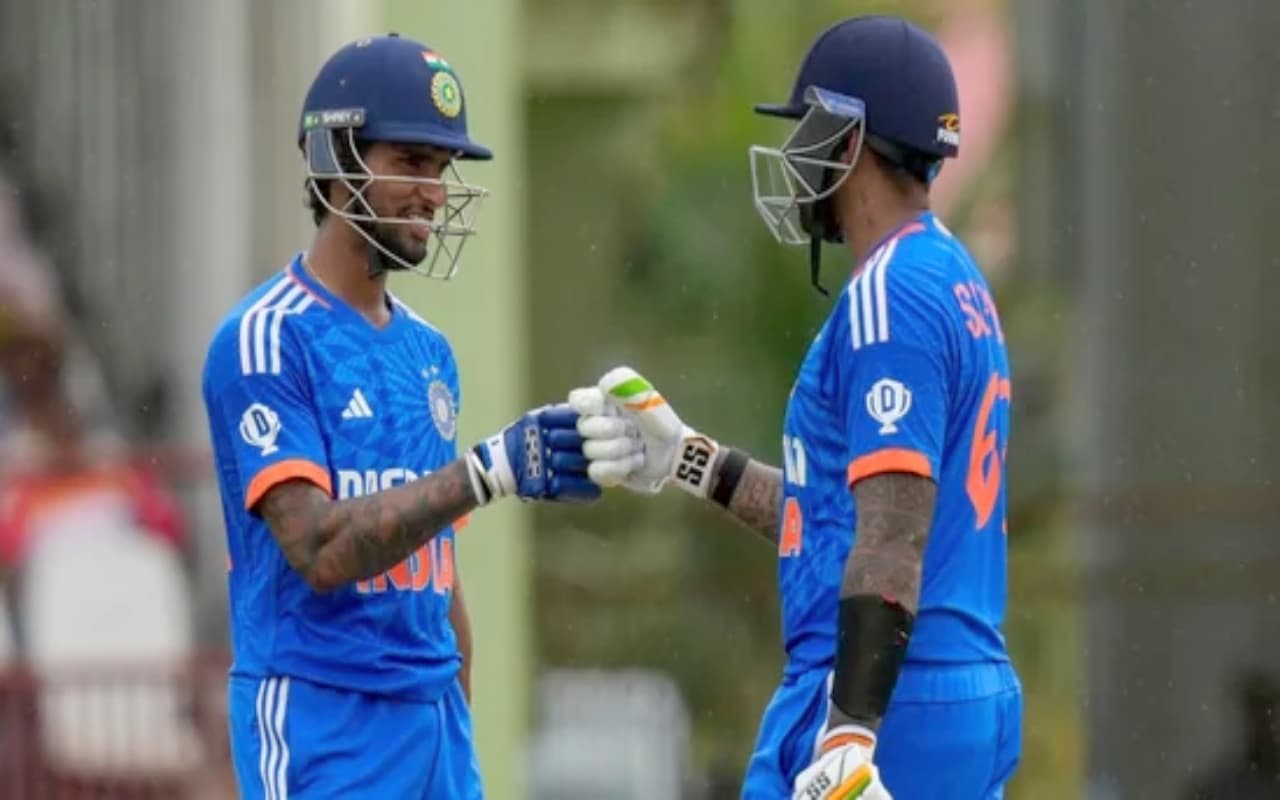 IND vs WI: तिलक वर्मा ने गंभीर को पछाड़ा, सूर्यकुमार ने लगाया छक्कों का शतक, तीसरे मैच में टूटे कई रिकॉर्ड्स IND vs WI: तिलक वर्मा ने गंभीर को पछाड़ा, सूर्यकुमार ने लगाया छक्कों का शतक, तीसरे मैच में टूटे कई रिकॉर्ड्स