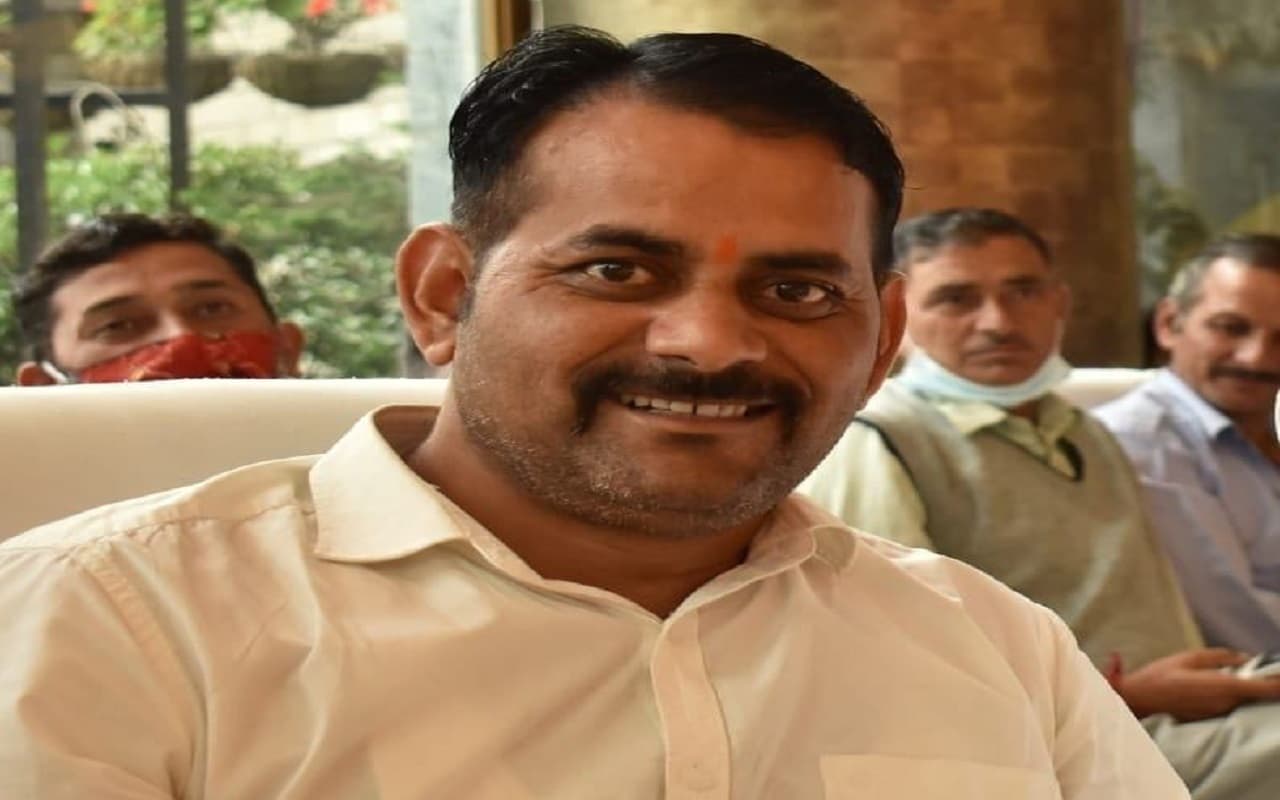 हिमाचल प्रदेश चुनाव 2022: AAP ने निभाया अपना वादा, क्या पार्टी के उम्मीद पर खरे उतरेंगे उमाकांत डोगरा? हिमाचल प्रदेश चुनाव 2022: AAP ने निभाया अपना वादा, क्या पार्टी के उम्मीद पर खरे उतरेंगे उमाकांत डोगरा?