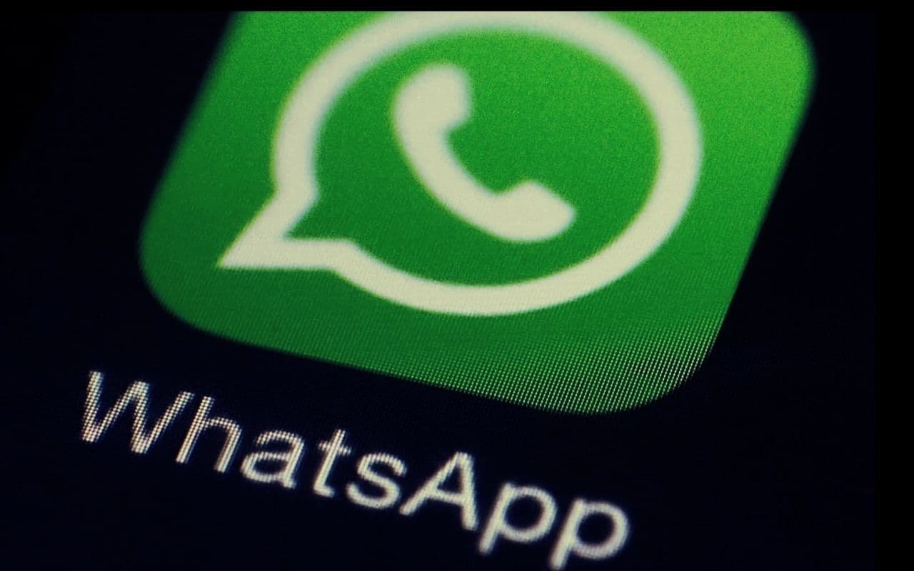 WhatsApp पर इस तरह का काम करते हैं तो हो जाएं सावधान, हो सकता है आपका भी अकाउंट बैन WhatsApp पर इस तरह का काम करते हैं तो हो जाएं सावधान, हो सकता है आपका भी अकाउंट बैन