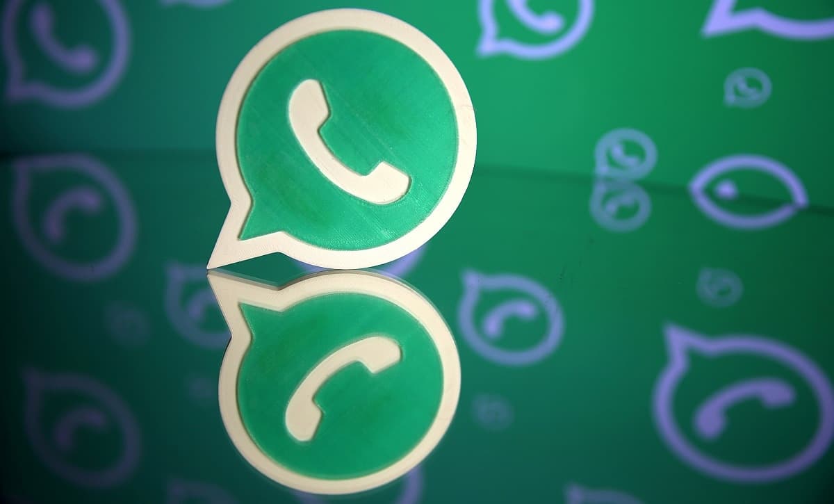 WhatsApp ने कहा, नये अपडेट से यूजर्स की प्राइवेसी को कोई खतरा नहीं, जानें पूरी बात WhatsApp ने कहा, नये अपडेट से यूजर्स की प्राइवेसी को कोई खतरा नहीं, जानें पूरी बात