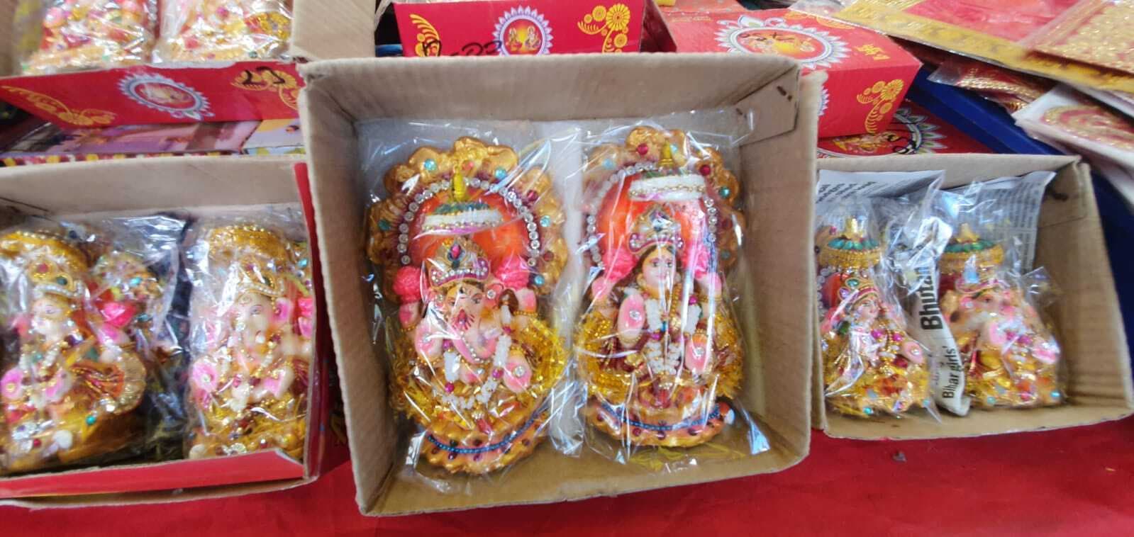 Dhanteras Date: दो नवंबर को धनतेरस, शाम छह से 7.57 तक है पूजा का मुहूर्त, आठ से शुरू होगा छठ महापर्व Dhanteras Date: दो नवंबर को धनतेरस, शाम छह से 7.57 तक है पूजा का मुहूर्त, आठ से शुरू होगा छठ महापर्व