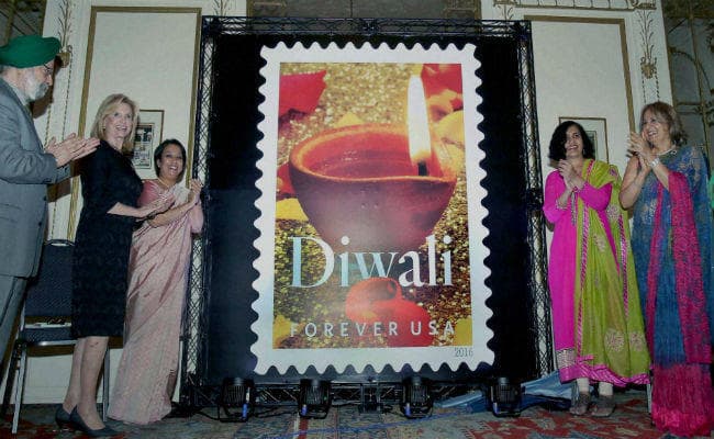 अमेरिकी डाक सेवा ने दिवाली पर डाक टिकट जारी किया