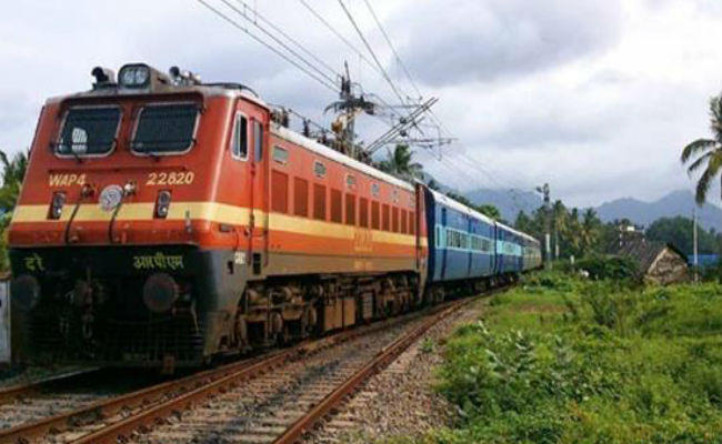 30 % ट्रेनें देरी से पहुंचती हैं रांची, ये हैं सबसे विलंब पहुंचने वाली टॉप पांच ट्रेनें 30 % ट्रेनें देरी से पहुंचती हैं रांची, ये हैं सबसे विलंब पहुंचने वाली टॉप पांच ट्रेनें