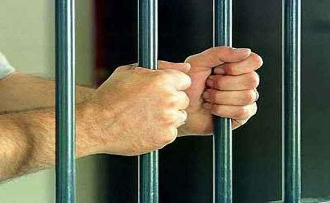 जीएसटी भुगतान न करने वाले फैक्ट्री मालिक को 14 दिनों की जेल