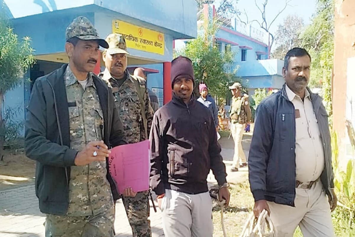 चतरा : BDO सह एमओ के साथ दुर्व्यवहार करना युवक को पड़ा महंगा, भेजा गया जेल