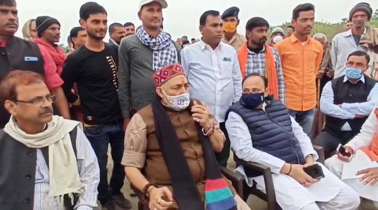 बंगाल की सीएम नहीं किम जोंग उन जैसी डिक्टेटर हो गई हैं ममता बनर्जी, भाजपा सांसद गिरिराज सिंह का बड़ा हमला बंगाल की सीएम नहीं किम जोंग उन जैसी डिक्टेटर हो गई हैं ममता बनर्जी, भाजपा सांसद गिरिराज सिंह का बड़ा हमला