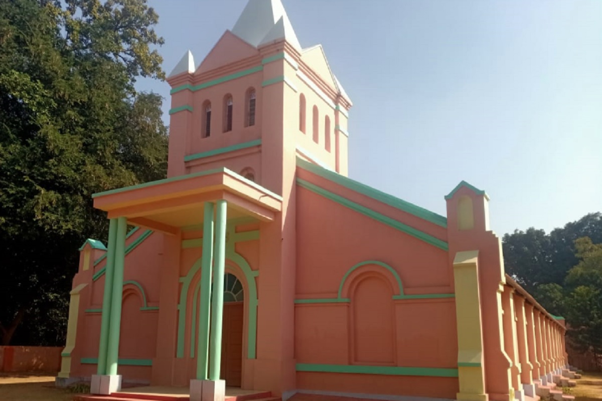 सिमडेगा में 100 साल पुराना है लचरागढ़ रोमन कैथोलिक चर्च का इतिहास