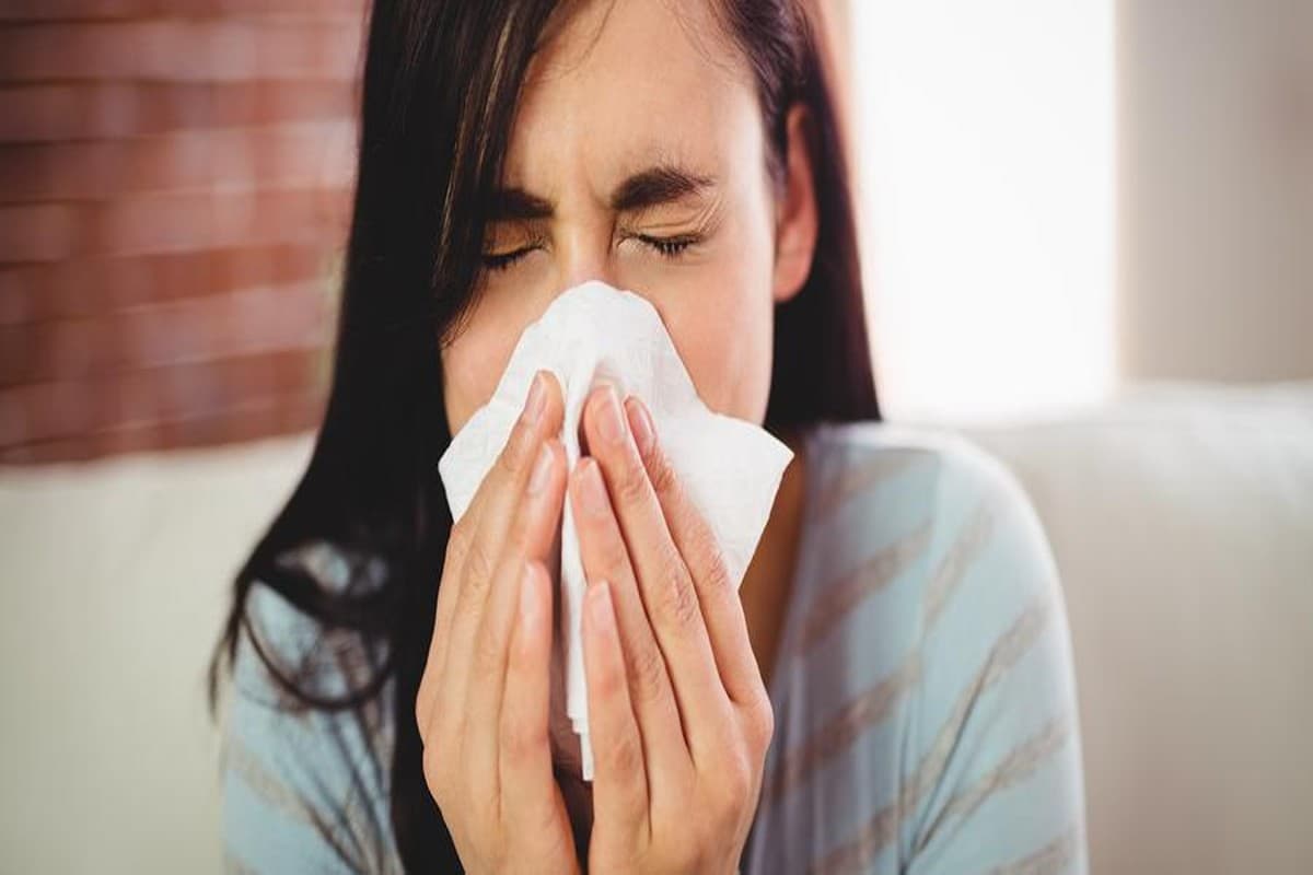 Sinusitis : आम लगनेवाला सर्दी, जुकाम साइनसाइटिस तो नहीं ? बारीकी से समझें इस समस्या को